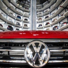Almacén de coches en la sede de Volkswagen en Wolfsburgo.-ODD ANDERSEN (AFP)