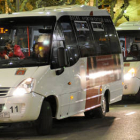 Varios autobuses del servicio urbano. / FERNANDO SANTIAGO-
