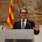 El presidente Mas durante la comparecencia de este miércoles en el Palau de la Generalitat.-Foto: JULIO CARBÓ