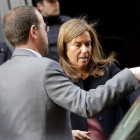 Ana Mato, en marzo del 2015, tras declarar en la fase de instrucción del 'caso Gürtel'.-JOSÉ LUIS ROCA