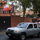 Imagen de los exteriores de la embajada de Italia en Caracas, donde se encuentran refugiados los diputados Mariela Magallanes y Américo de Grazia.-REUTERS