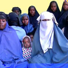 Boko Haram difunde un vídeo en el que 14 de las más de 270 niñas secuestradas de Chibok, dicen que no quieren volver a sus casas.-/ AFP / HANDOUT (AFP)