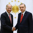 Encuentro entre Recep Tayyip Erdogan y Joe Biden en Ankara.-KAYHAN OZER / AFP