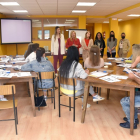 Visita al aula de Abejar habilitada para enseñar castellano a los refugiados ucranianos. HDS