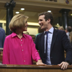 Pablo Casado y María Dolores de Cospedal  en el Congreso de los Diputados. /-DAVID CASTRO