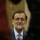 Mariano Rajoy, al inicio de su reunión con los parlamentarios del PP, este jueves.-REUTERS / SERGIO PEREZ