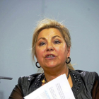 Rosa Valdeón durante la rueda de prensa tras el Consejo de Gobierno.-ICAL