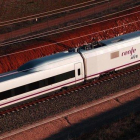 Un tren AVE de Renfe.-