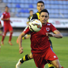 Ito, uno de los dos asturianos que juegan en el Numancia, durante un partido. / ÁLVARO MARTÍNEZ-