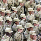 Soldados americanos en Afganistán durante la conmemoración del atentado del 11-S.-DESHA KAYLAN (AFP)