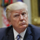 Donald Trump, durante una reunión sobre sanidad, el lunes en la Casa Blanca.-AP / PABLO MARTINEZ MONSIVAIS