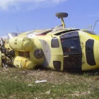 El helicóptero encontrado cerca en Níjar sin tripulantes ni heridos.-MAMB / IDEAL.ES