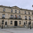 El Palacio Provincial, uno de los bienes sobre los cuales se pronuncia en Contencioso Administrativo.-VALENTÍN GUISANDE