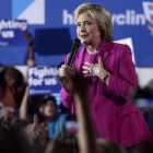 Clinton habla en un mitin en Las Vegas (Nevada), este jueves.-REUTERS / DAVID BECKER
