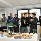 Los jugadores del Numancia en el acto que tuvo lugar ayer en Los Pajaritos. / V. Guisande-