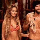 Una imagen de Lara Álvarez, copresentadora de 'Supervivientes 2016' y Mario d'Amico, concursante del 'reality' de Tele 5.-EL PERIÓDICO