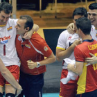 Los jugadores de la selección celebran el triunfo ante Eslovenia. / RFEVB-