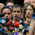 Juan Guaidó el autoproclamado presidente de Venezuela en rueda de prensa.-AFP