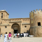 Plaza de Monteagudo de las Vicarías y entrada al Castillo Museo.- HDS
