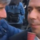 Las redes han estallado con el vídeo de dos hombres que insultan a las mujeres en al manifestación del 8-M de Sevilla.-PERIODICO (TWITTER / DEBILBAO MARIO)