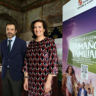 María Josefa García Cirac en la presentación de Fitur 2018 junto al director general de Turismo, Javier Ramírez. --ICAL