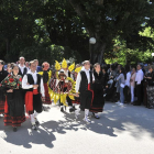 El desfile llena las calles de colorido gracias a las piñorras-D.R.