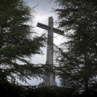 Cruz del Valle de los Caídos.-JOSE LUIS ROCA