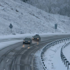 La carretera CL-631 entre Cubillos del Sol y Toreno (León), afectada por la nieve-Ical