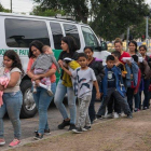 Inmigrantes dentenidos por la Patrulla Fronteriza de los EEUU.-AFP