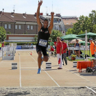 El salto de Alejandro Matantu que le valió el sábado la medalla de oro en la modalidad de triple.-El Mundo Valladolid