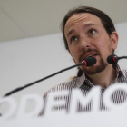 El líder de Podemos, Pablo Iglesias, durante la rueda de prensa sobre la moción de censura.-JAVIER LIZON