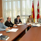 Reunión de coordinación presidida ayer por el delegado territorial, Manuel López Represa.-JUNTA