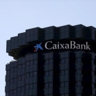 La sede central de CaixaBank, en la avenida Diagonal de Barcelona.-REUTERS / ALBERT GEA