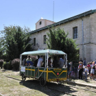 Un tren turístico funcionó ayer en la vieja línea de Almazán-V. G.