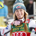 Mikaela Shiffrin, tras ganar el supergigante de Lake Louise.-AP / JEFF MCINTOSH
