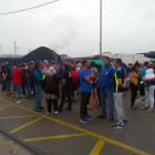 Protesta minera impidiendo la salida de carbón internacional en el puerto de Avilés.-ICAL