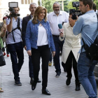 La presidenta de Andalucía atiende hoy a los medios de comunicación antes de presentar el documento "Propuestas para el debate en el 30 Congreso Federal", que recoge su proyecto político.-EFE