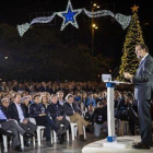 Mariano Rajoy pronuncia su discurso electoral, ayer en Orihuela.-EFE