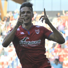 Manu del Moral celebra uno de los goles que ha marcado en Los Pajaritos.-DIEGO MAYOR