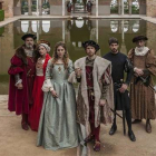 Blanca Suárez y Álvaro Cervantes, en una imagen de 'Carlos, Rey Emperador'.-Foto: RTVE