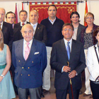 La nueva corporación posa tras el Pleno. / EVA SÁNCHEZ-