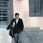 Jaume Matas abandona la prisión de Segovia tras serle concedido el tercer grado, el pasado 31 de octubre.-Foto:   EFE / AURELIO MARTÍN