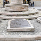 La plaza de la ‘tarta’. / VALENTÍN GUISANDE-
