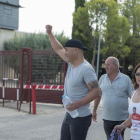 Andrés Bodalo, acompañado de sus familiares a la salida de la cárcel Jaen II para disfrutar de seis dias de permiso.-EFE