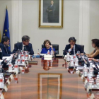 La vicepresidenta del Gobierno preside la reunión de subsecretarios de Estado en la Moncloa, este miércoles.-EFE