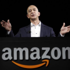 El consejero delegado de Amazon, Jeff Bezos, durante una conferencia, en Santa Monica (California).-REED SAXON (AP)