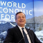 Mario Draghi, en Davos.-REUTERS / RUBEN SPRICH