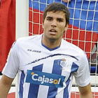 Cabrera en Los Pajaritos durante su visita la temporada pasada como jugador del Recre. / VALENTÍN GUISANDE-