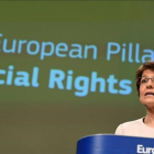 Marianne Thyssen, comisaria europea de Empleo, durante la rueda de prensa de presentación.-EMMANUEL DUNAND
