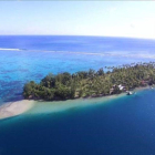 Isla Motu Tiano, en la Polinesia francesa.-